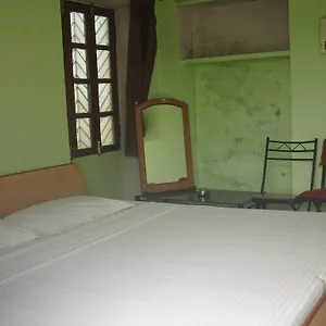 https://shivakashi-guest-house.hotels-varanasi.com