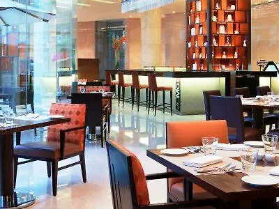Hotel Courtyard By Marriott Kochi Airport Nedumbassery