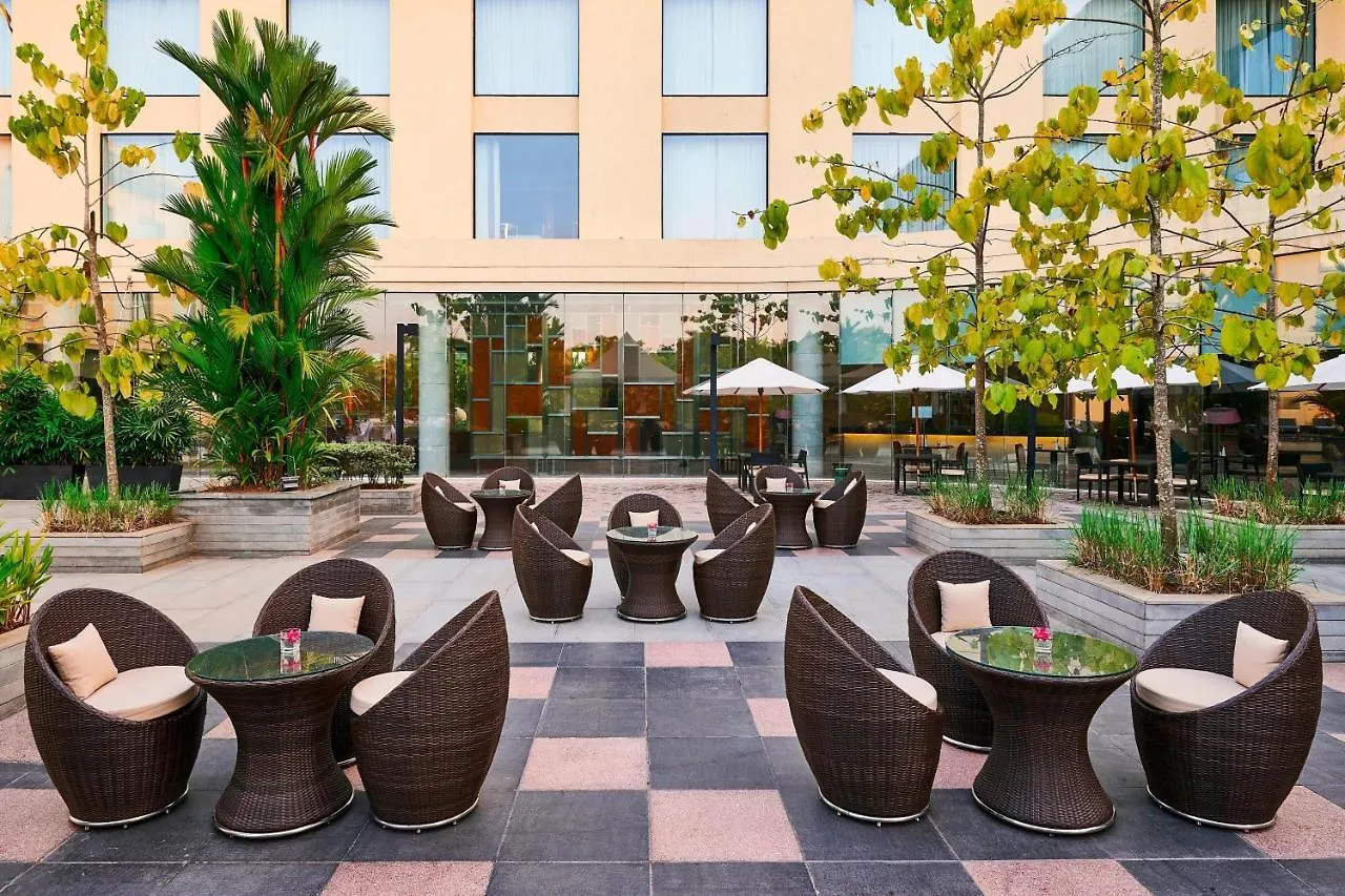 Courtyard By Marriott Kochi Airport Hotel Nedumbassery 5*,