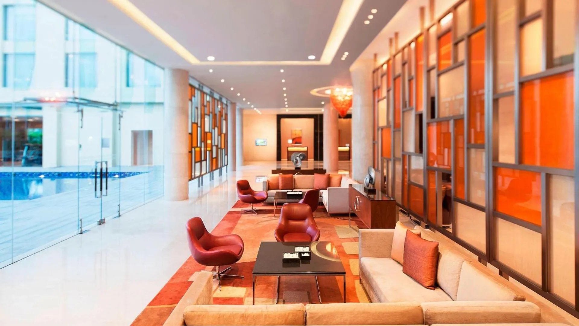 Courtyard By Marriott Kochi Airport Hotel Nedumbassery