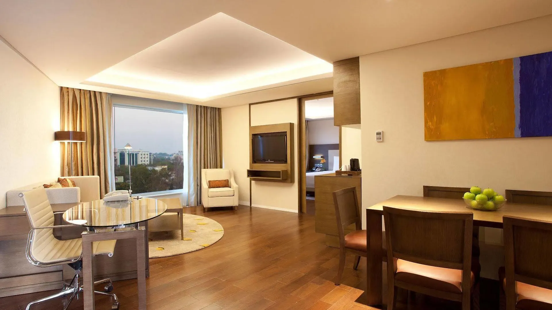 *****  Courtyard By Marriott Kochi Airport Hotel Nedumbassery India