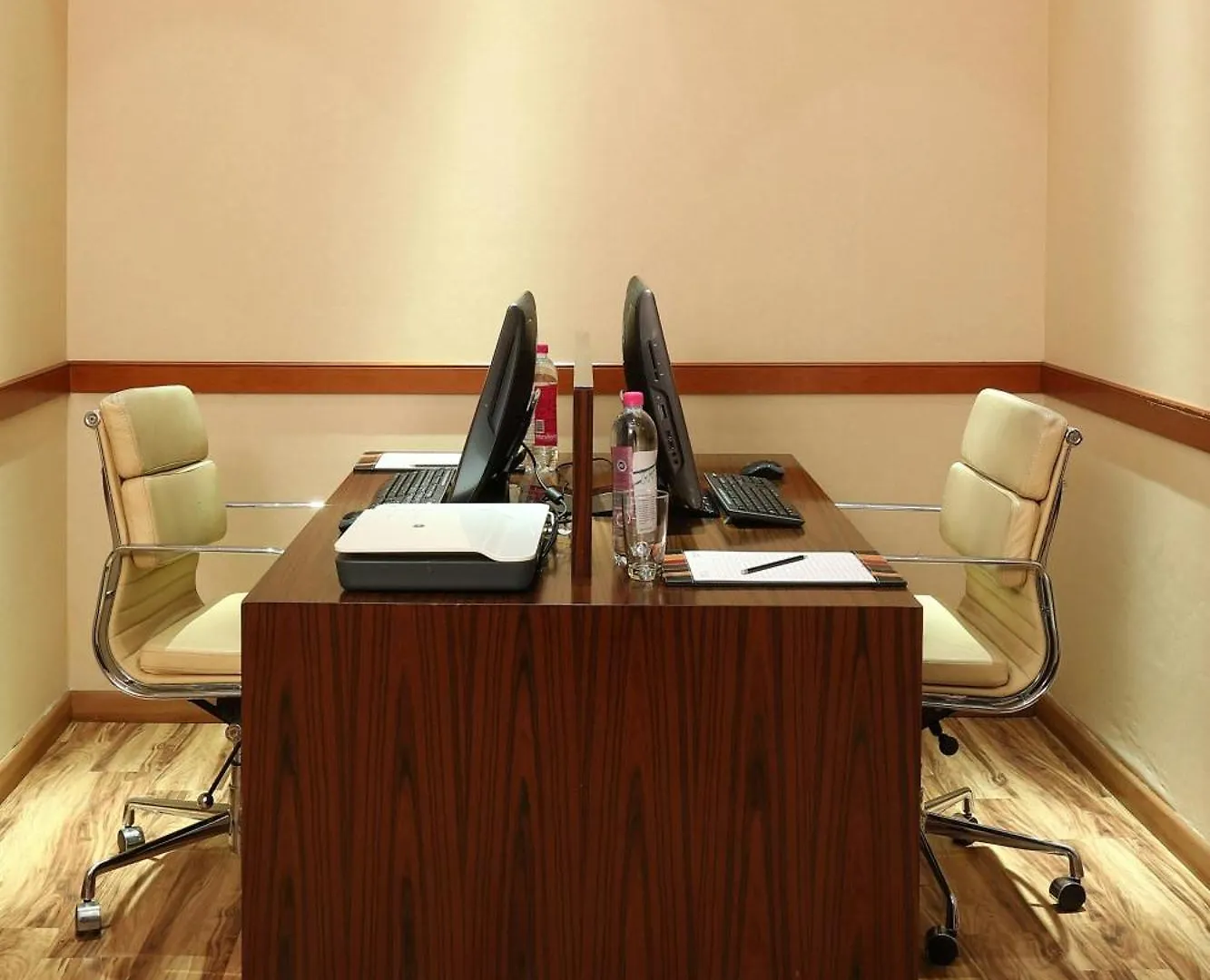 Hotel Courtyard By Marriott Kochi Airport à Nedumbassery