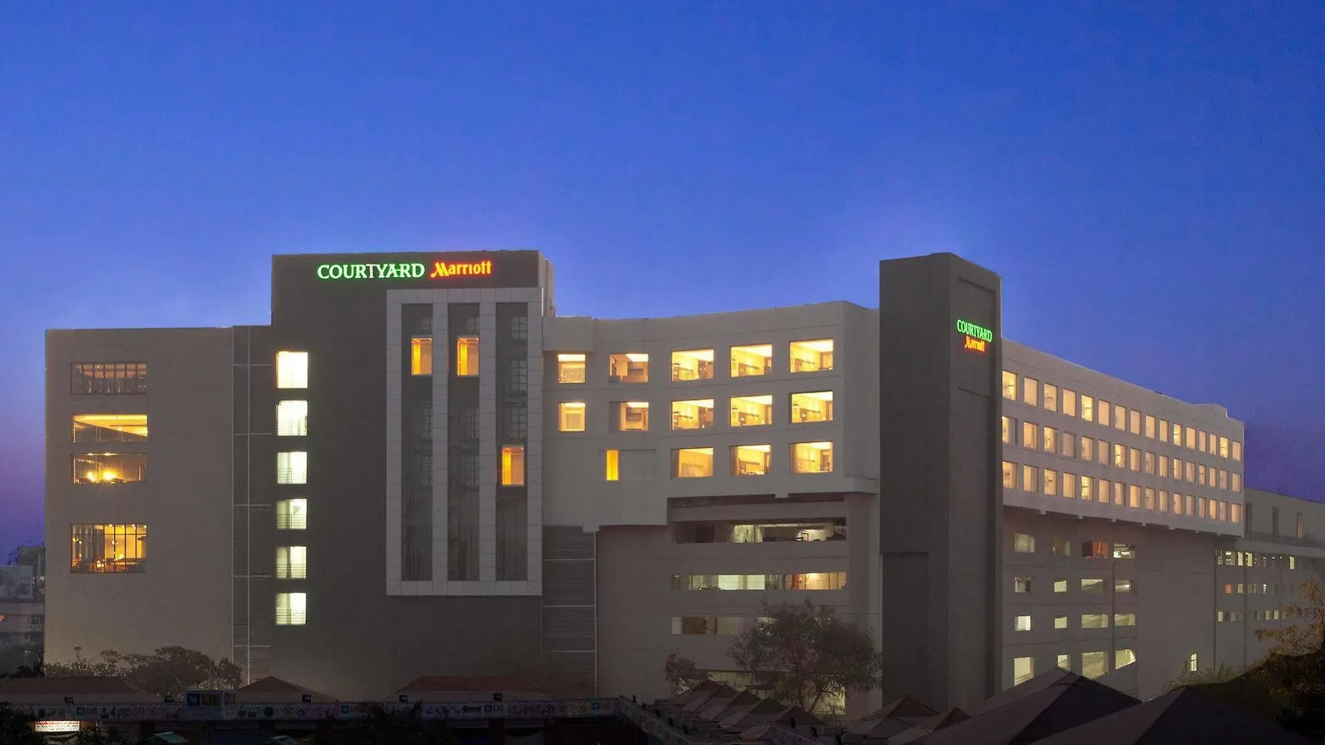 Hotel Courtyard By Marriott Kochi Airport à Nedumbassery