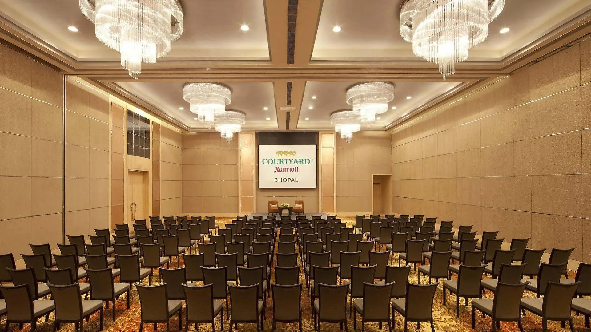 *****  Hotel Courtyard By Marriott Kochi Airport à Nedumbassery Inde